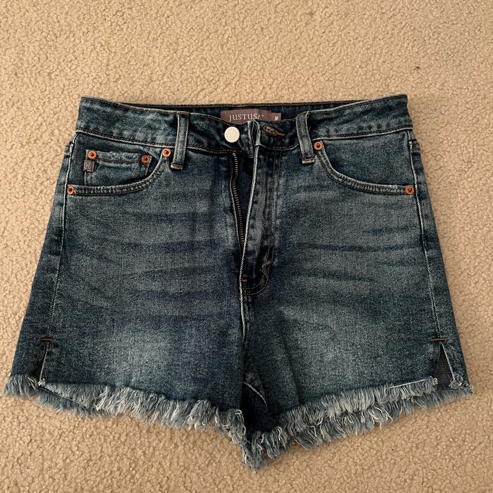 Jean shorts, size medium